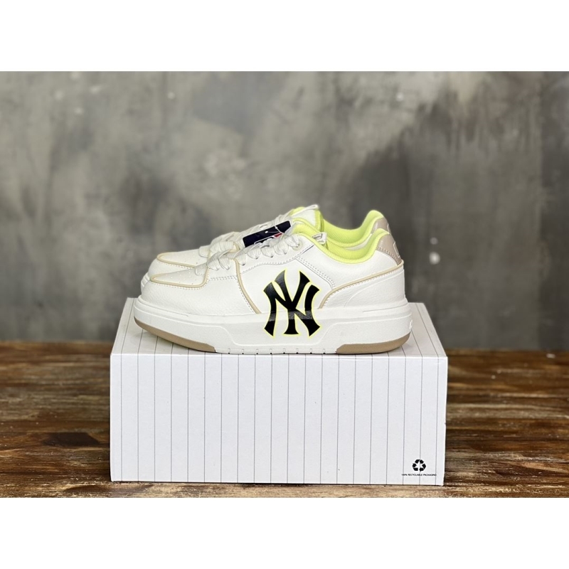 G*u*i sneakers